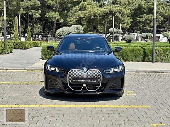 İ4 eDRİVE 40 MSPORT HATASIZ TABA HARMAN SHADOW ADAPTİF E.BAGAJ