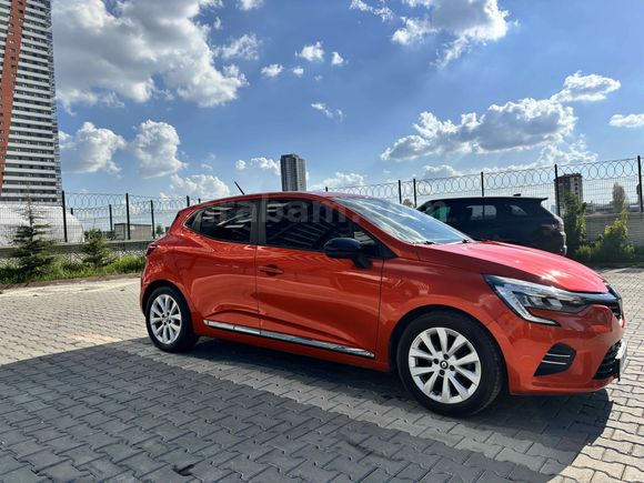 Sahibinden Renault Clio 1.0 TCe Touch 2023 Model 