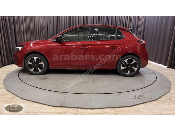 2025 CORSA / ELEKTRİKLİ / HATASIZ / CAM TAVAN / OTONOM / ISITMA