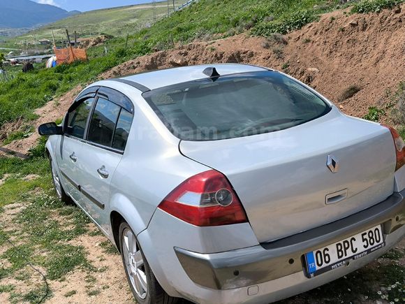 Sahibinden Renault Megane 1.5 dCi Dynamique 2004 Model
