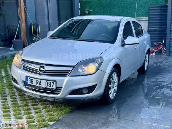OTOMONLINE 2013 OPEL ASTRA SEDAN OTOMATİK 218.000 KM 111. YIL