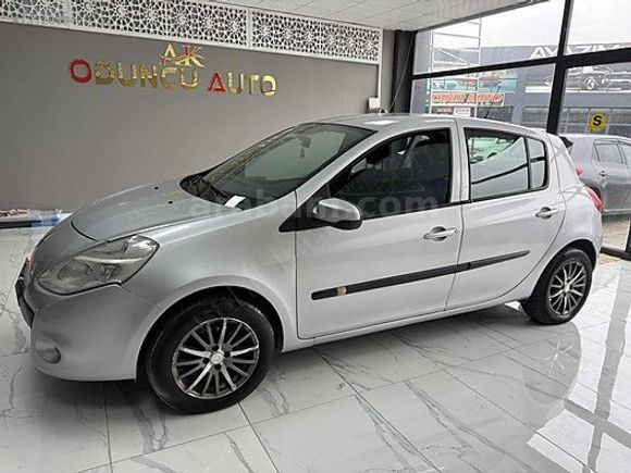 HASAR KAYITSIZ DEĞİŞENSİZ 2010 MODEL RENAULT CLIO