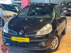 HSN MOTORS 2009 OTOMOTİK RENAULT CLİO DÜŞÜK KM KARTA TAKSİT