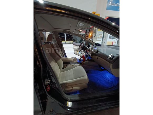 Sahibinden Honda Civic 1.6i VTEC Elegance 2011 Model