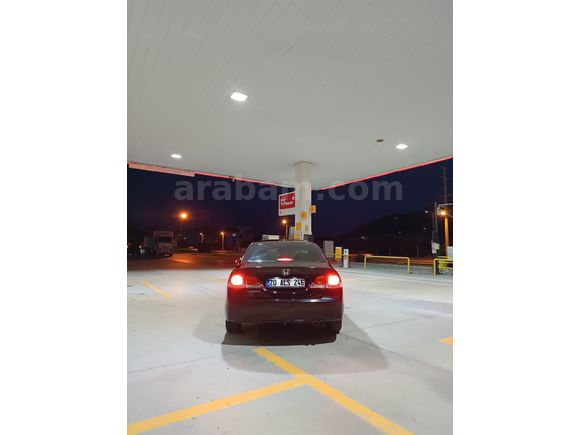 Sahibinden Honda Civic 1.6i VTEC Elegance 2011 Model