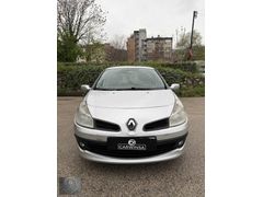 RENAULT CLİO 1.6 DYNAMİqUE 2008 OTOMATİK