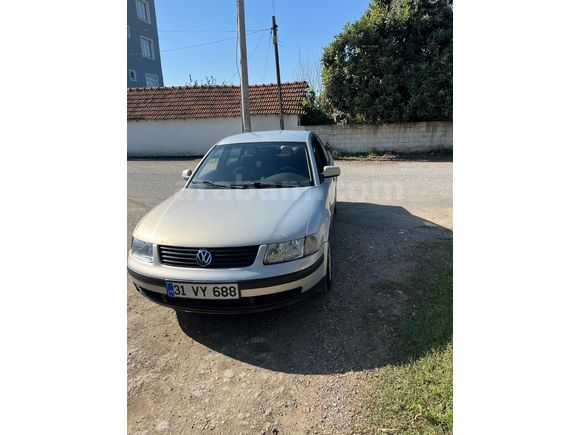 Sahibinden Volkswagen Passat 1.8 Basic 1999 Model
