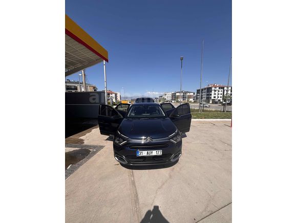 Sahibinden Citroen C4 X 1.2 PureTech Shine 2024 Model 