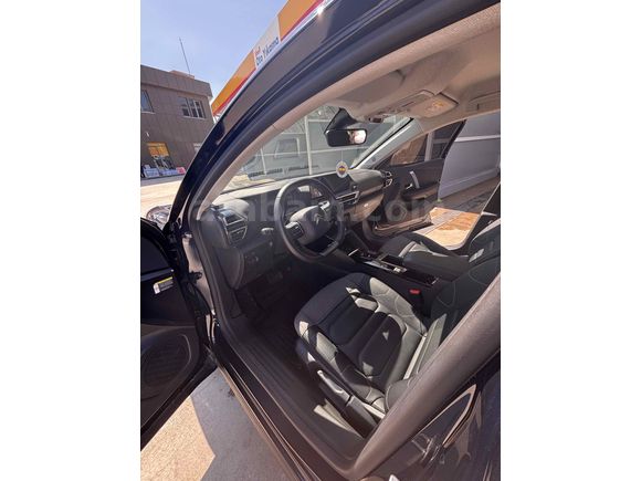Sahibinden Citroen C4 X 1.2 PureTech Shine 2024 Model 
