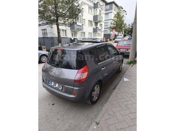 Sahibinden Renault Scenic 1.6 Dynamique 2006 Model