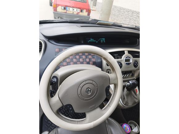 Sahibinden Renault Scenic 1.6 Dynamique 2006 Model