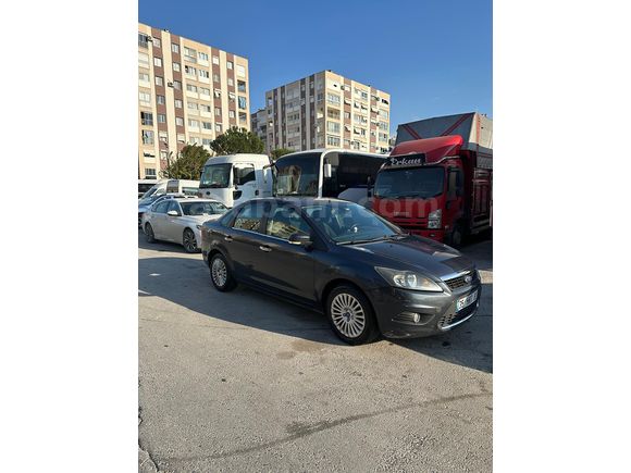 ilk Sahibinden Ford Focus 1.6 Ti-VCT Titanium 2011 Model 