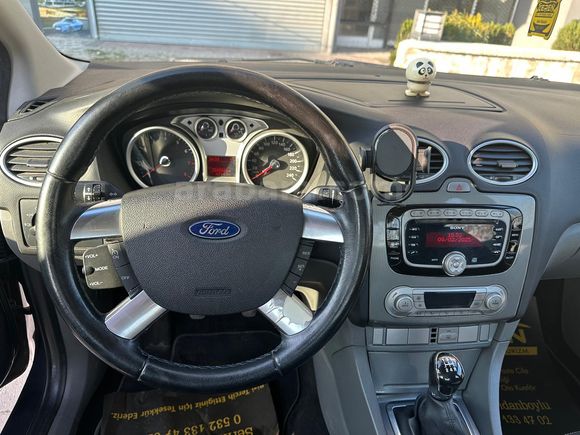 ilk Sahibinden Ford Focus 1.6 Ti-VCT Titanium 2011 Model 