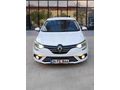 SADECE BİR DEĞİŞENLİ MEGANE 4
