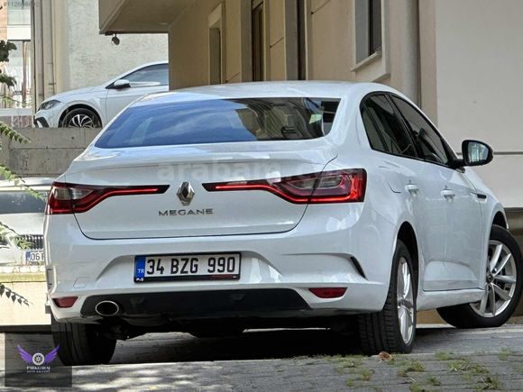 2018 MEGANE OTOMATİK TOUCH EDC 219BİN KM'DE...