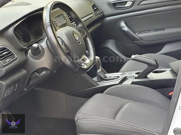 2018 MEGANE OTOMATİK TOUCH EDC 219BİN KM'DE...