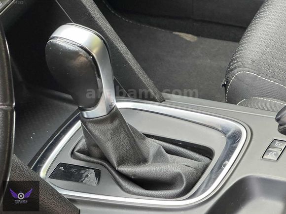 2018 MEGANE OTOMATİK TOUCH EDC 219BİN KM'DE...