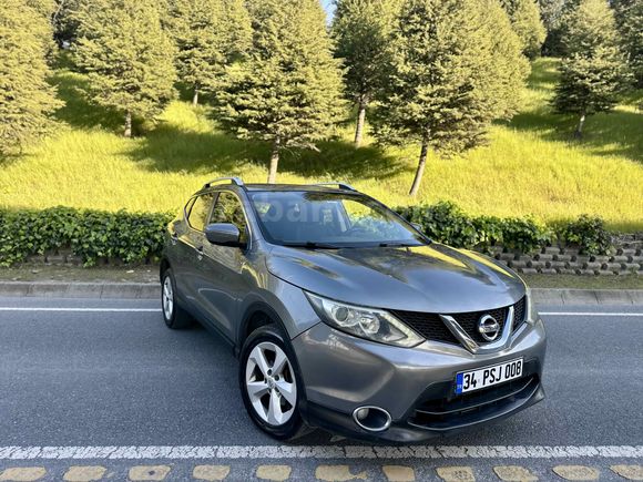 Sahibinden Nissan Qashqai 1.5 dCi Visia 2014 Model  190.000 km Gri (Gümüş)