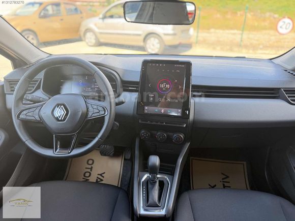 2023 MODEL RENAULT CLİO 1.0 Tce EQUILIBRE HATASIZ 29.000 KM %20
