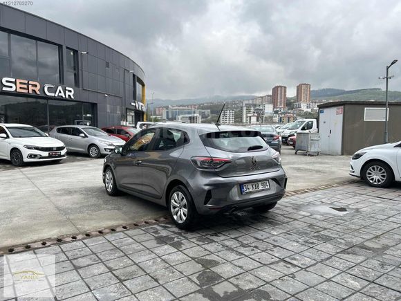 2023 MODEL RENAULT CLİO 1.0 Tce EQUILIBRE HATASIZ 29.000 KM %20