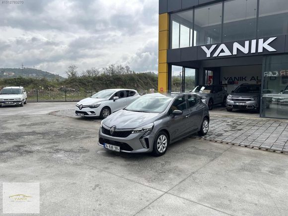 2023 MODEL RENAULT CLİO 1.0 Tce EQUILIBRE HATASIZ 29.000 KM %20