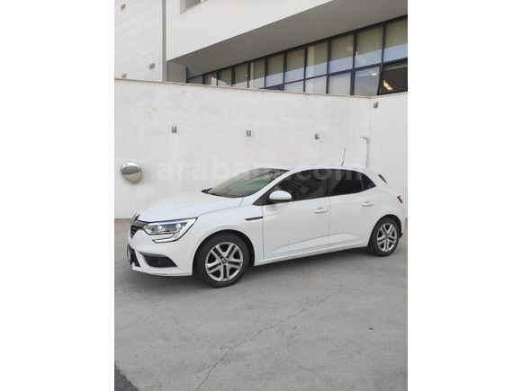 Sahibinden Renault Megane 1.6 Joy 2018 Model( Kaza li olduğu fotoğraf son fotoda)
