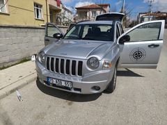 Sahibinden Jeep Compass 2.4 CVT 2007 Model temiz kullanılmış, lpg yeni takılmış, yakıtı iy