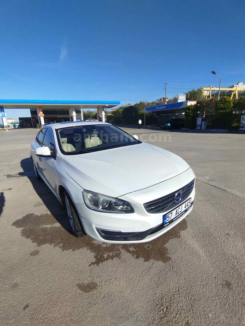 Sahibinden Volvo S60 1.5 T3 Advance 2018 Model Sinop 211.500 km Beyaz 2