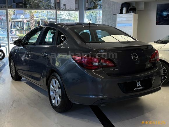 | UNIQ AUTO | 2016 OPEL ASTRA DESING OTOMATIK