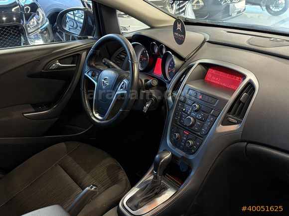 | UNIQ AUTO | 2016 OPEL ASTRA DESING OTOMATIK