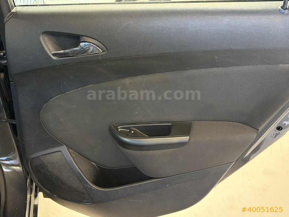 | UNIQ AUTO | 2016 OPEL ASTRA DESING OTOMATIK