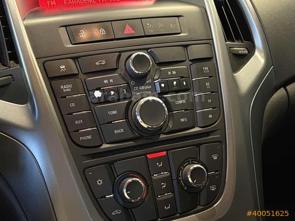 | UNIQ AUTO | 2016 OPEL ASTRA DESING OTOMATIK