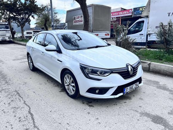 2019 MEGAN DİZEL OTOMATİK FULL BAKIMLI