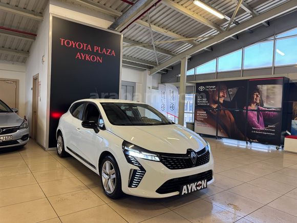 2024 RENAULT CLIO 1.0 TCe Evolution