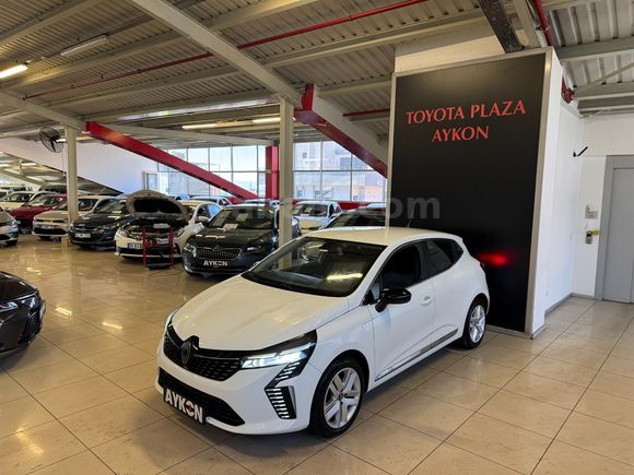 2024 RENAULT CLIO 1.0 TCe Evolution