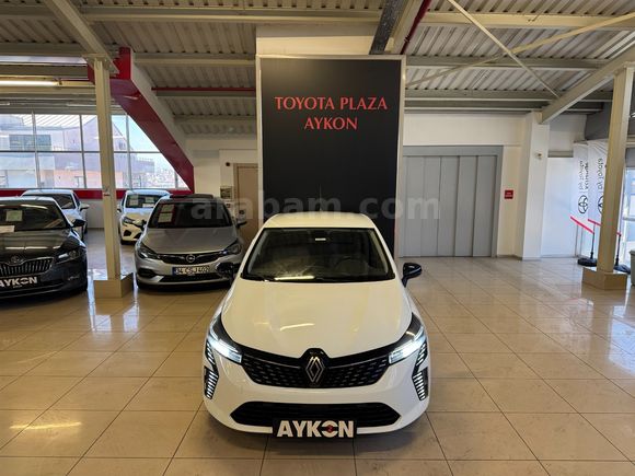 2024 RENAULT CLIO 1.0 TCe Evolution