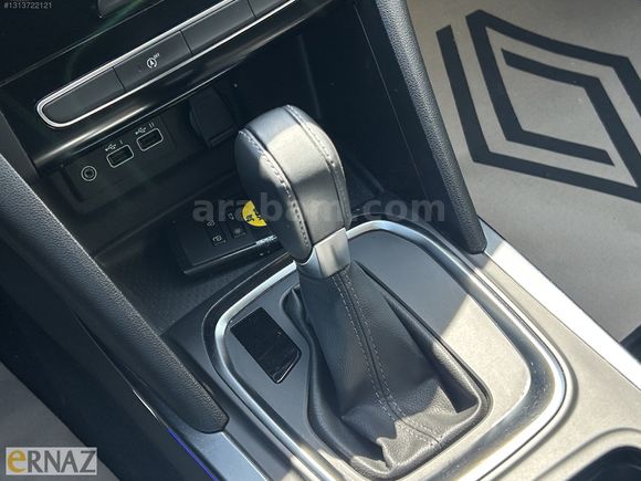 ERNAZ OTO'DAN Renault Megane KREDİ KARTINA 12 TAKSİT