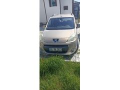Sahibinden Peugeot Partner 1.6 HDI Adventure 2011 Model Ankara 202.000 km Altın