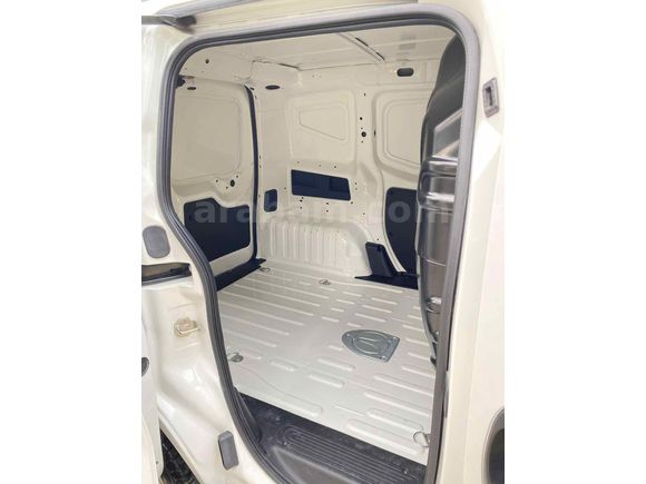 Sahibinden Fiat Fiorino Cargo 1.3 Multijet 2023 Model 