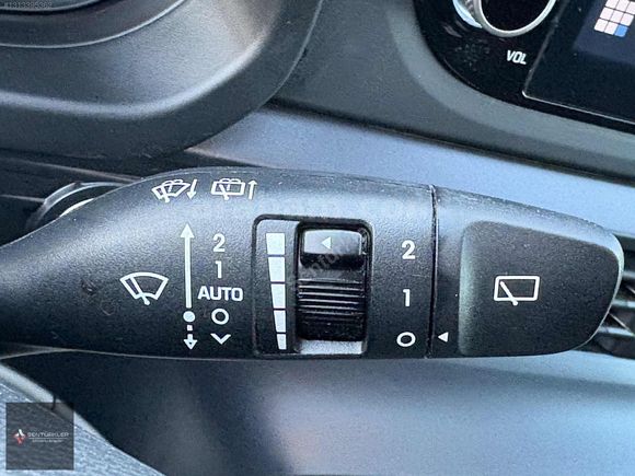 2023 MODEL 31 BİNDE MAKYAJLI KASA OTOMATİK 1.4 ELİTE