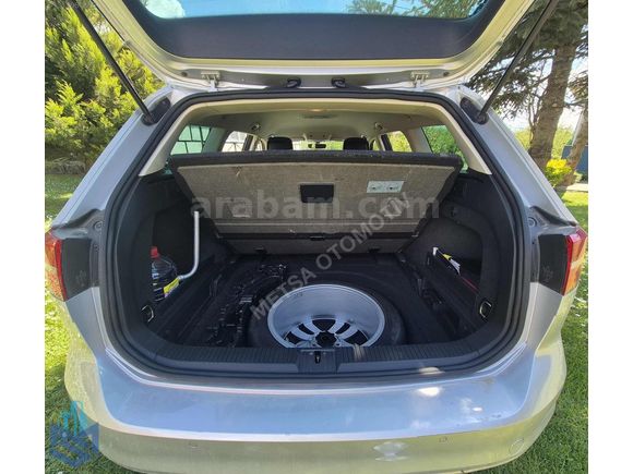 FIRSAT 2015 ÇIKIŞLI B8 MODEL DEĞİŞENSİZ HIGHLINE PASSAT VARİANT