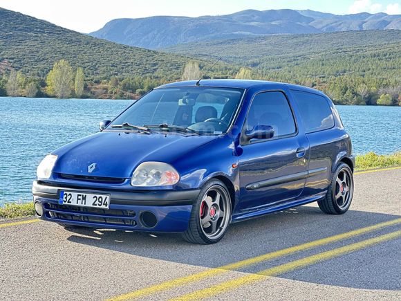 Sahibinden Renault Clio 1.6 RXT 2001 Model 