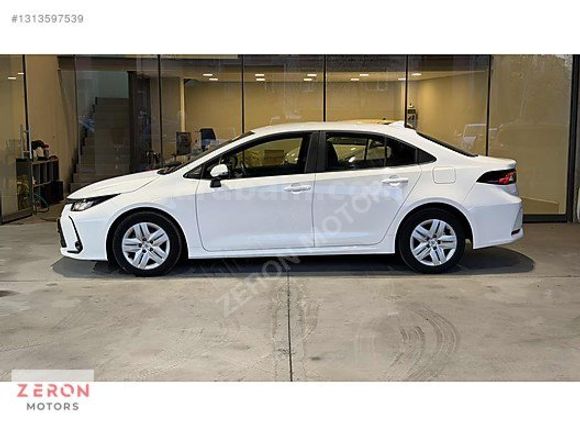 Toyota / Corolla / 1.5 / Vision Plus / Otomatik / 2024 / Hatasız