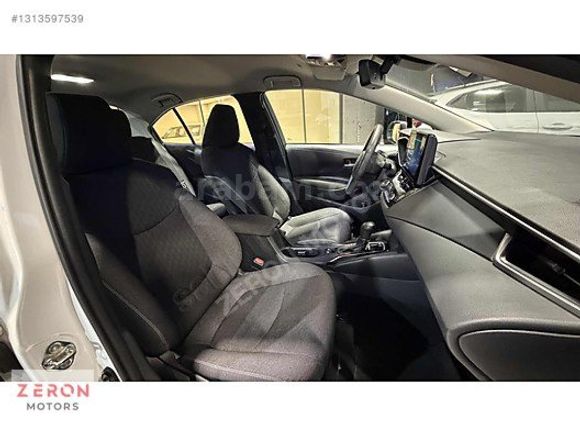 Toyota / Corolla / 1.5 / Vision Plus / Otomatik / 2024 / Hatasız
