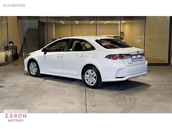 Toyota / Corolla / 1.5 / Vision Plus / Otomatik / 2024 / Hatasız