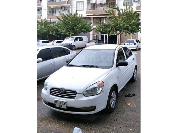 Orjinal km Accent Era temizdir