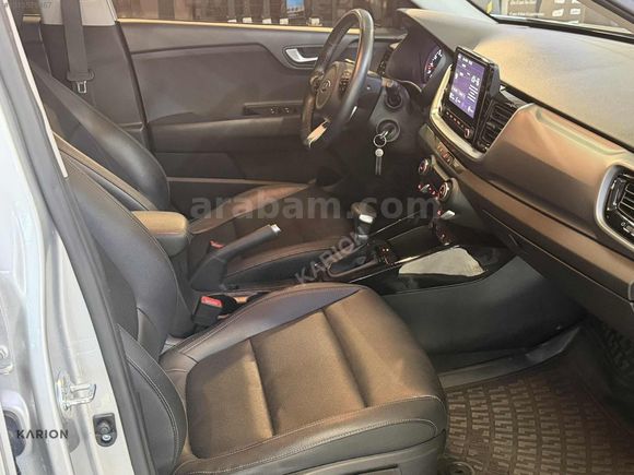 KARION DAN 2021 KIA STONIC ELEGANCE KONFOR HATASIZ AYARINDA