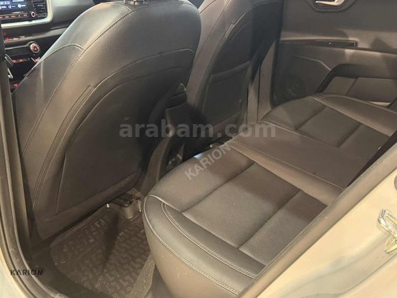 KARION DAN 2021 KIA STONIC ELEGANCE KONFOR HATASIZ AYARINDA