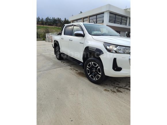 Sahibinden Toyota Hilux 2.4 D-4D 4x2 Adventure 2021 Model