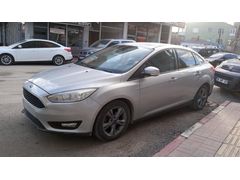 Galeriden Ford Focus 1.6 TDCi Style 2017 Model Van